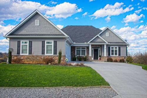 Warmbold home